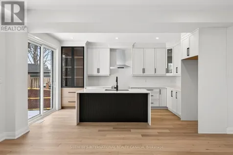 42 Rich Avenue Cambridge ON N1R 2A5