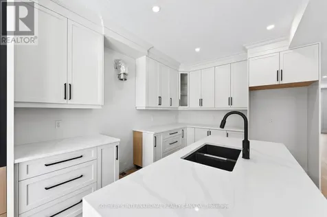 42 Rich Avenue Cambridge ON N1R 2A5