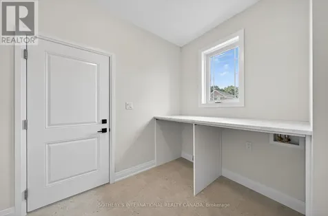 42 Rich Avenue Cambridge ON N1R 2A5