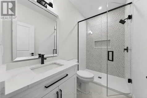 42 Rich Avenue Cambridge ON N1R 2A5
