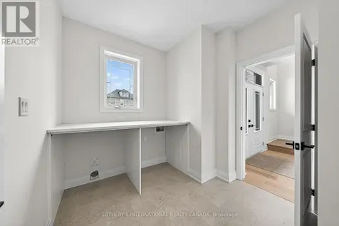 42 Rich Avenue Cambridge ON N1R 2A5