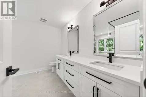 42 Rich Avenue Cambridge ON N1R 2A5
