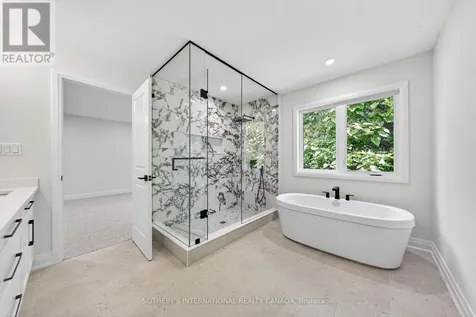 42 Rich Avenue Cambridge ON N1R 2A5
