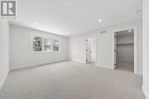 42 Rich Avenue Cambridge ON N1R 2A5