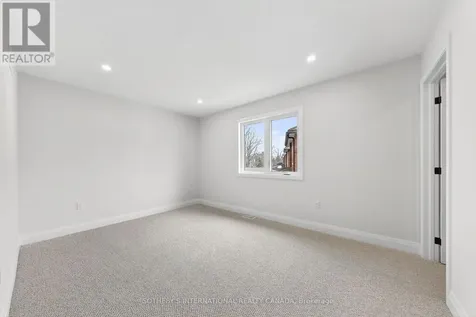 42 Rich Avenue Cambridge ON N1R 2A5