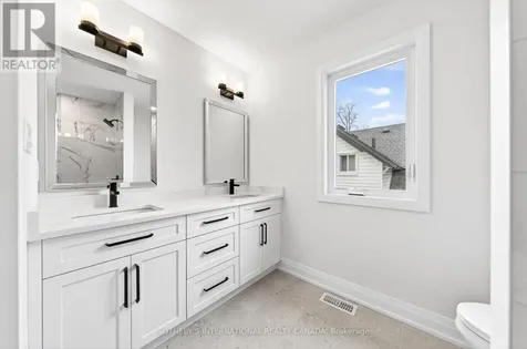 42 Rich Avenue Cambridge ON N1R 2A5