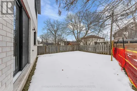 42 Rich Avenue Cambridge ON N1R 2A5