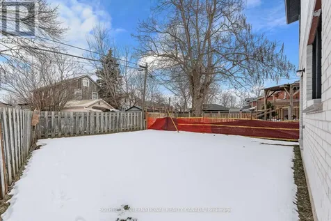 42 Rich Avenue Cambridge ON N1R 2A5