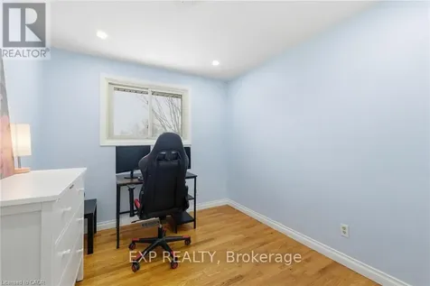 364 Roselawn Place Waterloo ON N2L 5P1