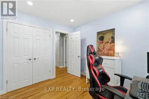 364 Roselawn Place Waterloo ON N2L 5P1