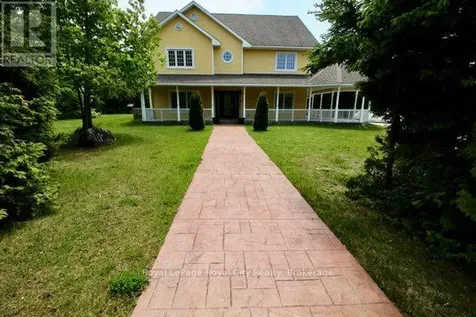 13 Elgin Street Northern Bruce Peninsula ON N0H 2R0