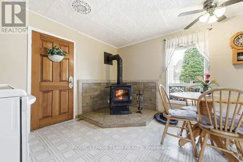 3709 Old Barrys Bay Road Madawaska Valley ON K0J 1B0