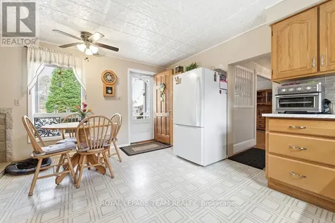 3709 Old Barrys Bay Road Madawaska Valley ON K0J 1B0