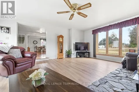 3709 Old Barrys Bay Road Madawaska Valley ON K0J 1B0