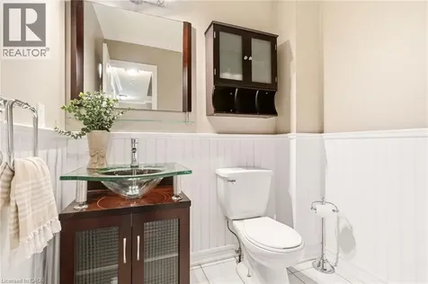 95 Thornlodge Drive Waterdown ON L8B 0L9