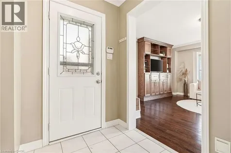 95 Thornlodge Drive Waterdown ON L8B 0L9