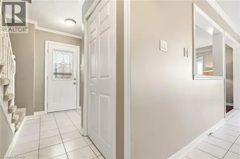 95 Thornlodge Drive Waterdown ON L8B 0L9