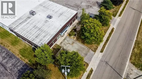 136 Dearborn Place Waterloo ON N2J 4N5