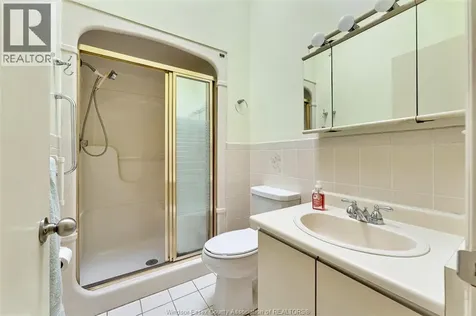 313 Barry Avenue Tecumseh ON N8N 2G2