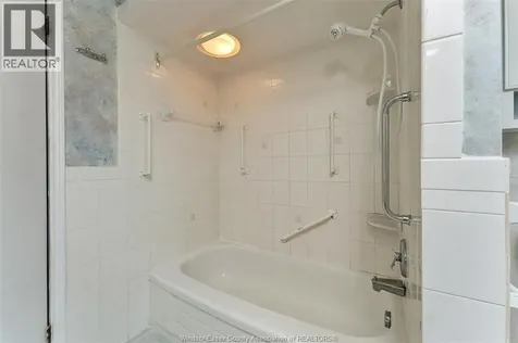 313 Barry Avenue Tecumseh ON N8N 2G2