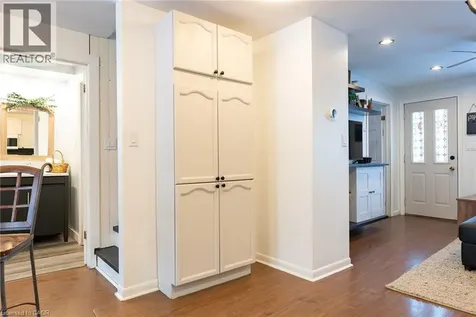 717 Knox Avenue Hamilton ON L8H 6K7
