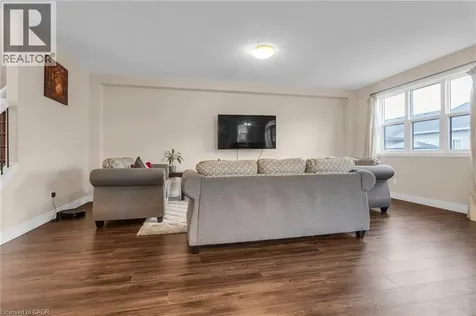 48 Cash Crescent Ingersoll ON N5C 0E2