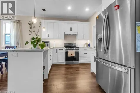 48 Cash Crescent Ingersoll ON N5C 0E2