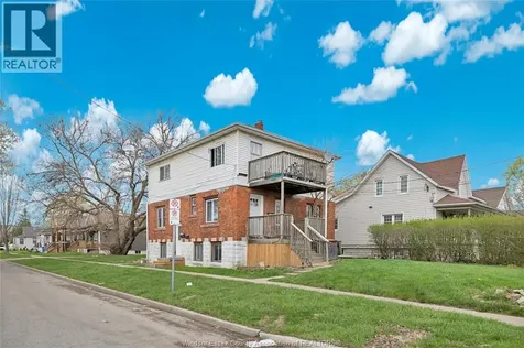 1398 Rooney Windsor ON N9B 1K7