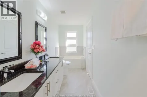 1798 Argus Street Lasalle ON N9J 3G4