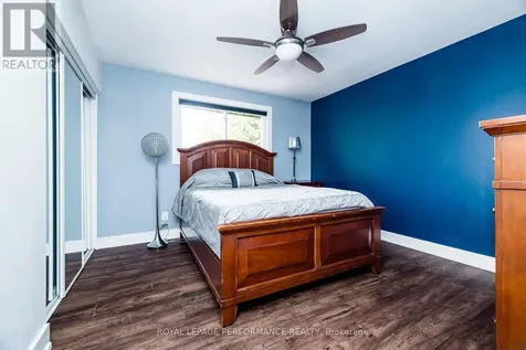 36 Largo Crescent Ottawa ON K2G 3C7