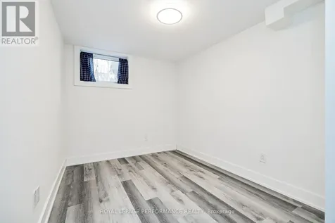 36 Largo Crescent Ottawa ON K2G 3C7
