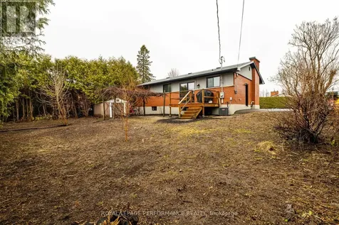 36 Largo Crescent Ottawa ON K2G 3C7