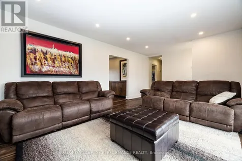 36 Largo Crescent Ottawa ON K2G 3C7