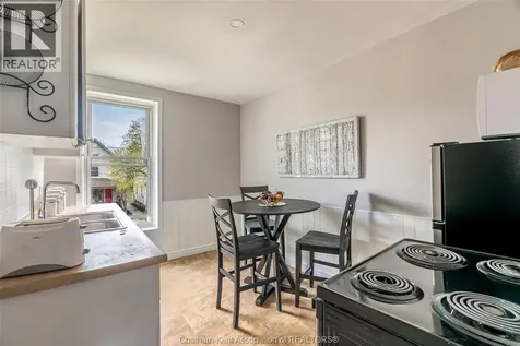 78 Raleigh Street Chatham ON N7M 2M8