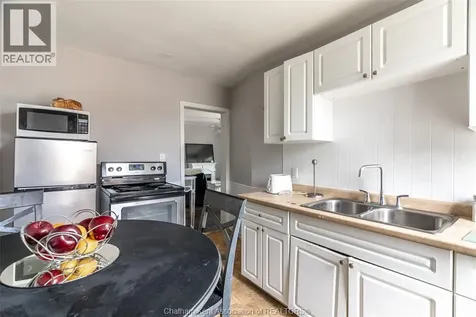 78 Raleigh Street Chatham ON N7M 2M8