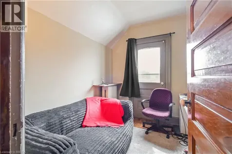 10 Henrietta Street Brantford ON N3T 3Y9