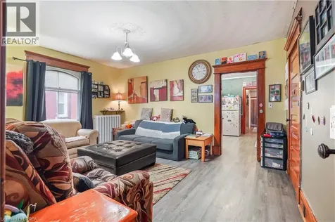 10 Henrietta Street Brantford ON N3T 3Y9