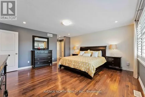 714 Bunchberry Way Ottawa ON K1T 0J8