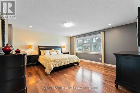 714 Bunchberry Way Ottawa ON K1T 0J8