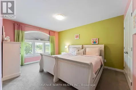 714 Bunchberry Way Ottawa ON K1T 0J8