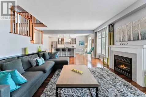 714 Bunchberry Way Ottawa ON K1T 0J8