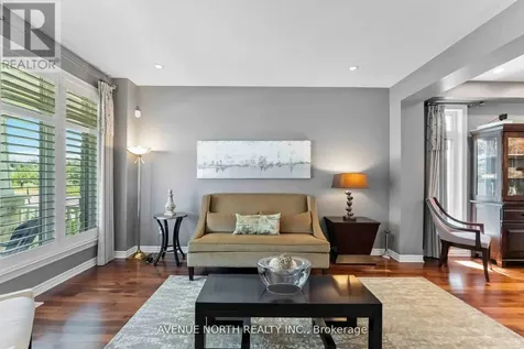 714 Bunchberry Way Ottawa ON K1T 0J8