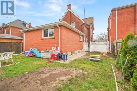 10 Henrietta Street Brantford ON N3T 3Y9