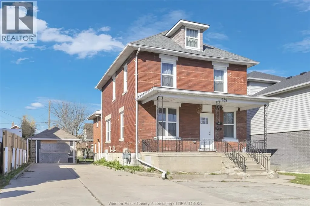539 Campbell Avenue Windsor ON N9B 2H5