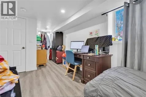 539 Campbell Avenue Windsor ON N9B 2H5