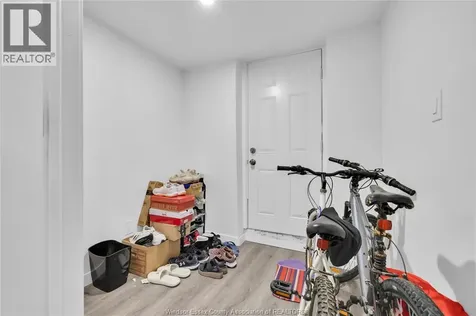539 Campbell Avenue Windsor ON N9B 2H5