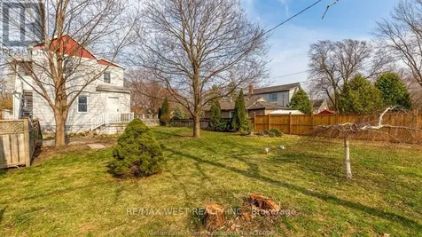 959 Westminster Boulevard Windsor ON N8S 2C2