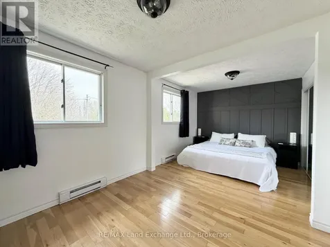 375 Lansdowne Street Saugeen Shores ON N0H 2L0