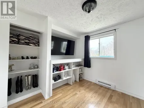 375 Lansdowne Street Saugeen Shores ON N0H 2L0