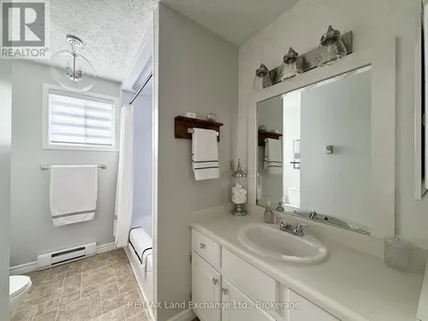 375 Lansdowne Street Saugeen Shores ON N0H 2L0